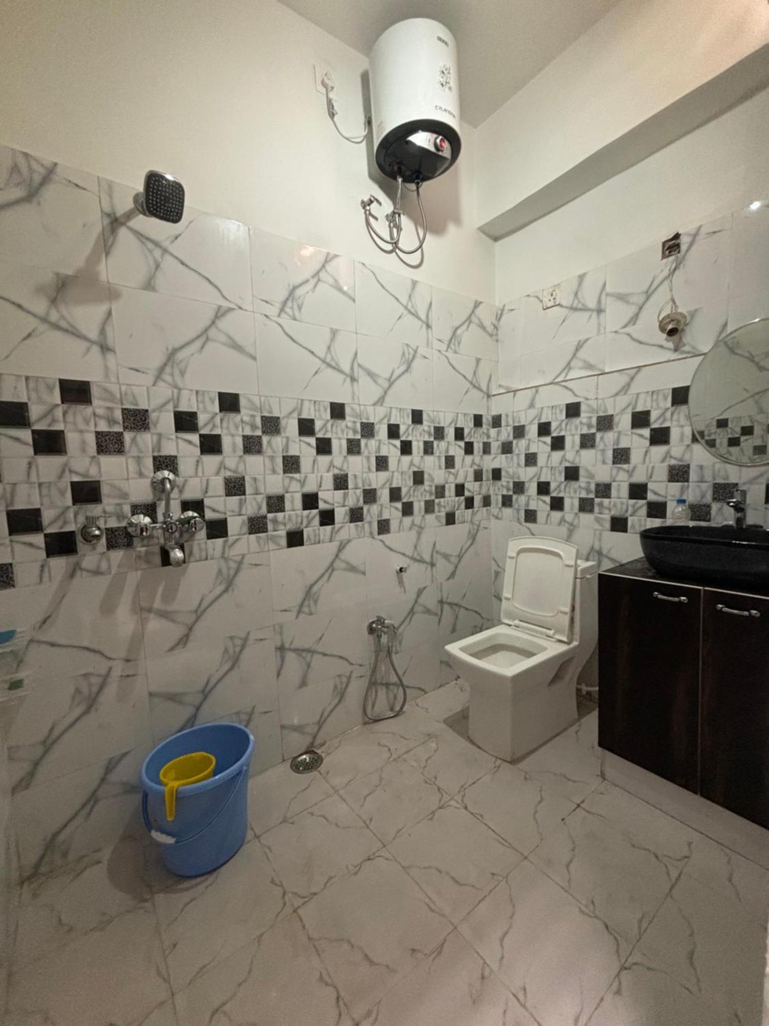 Vindh Apartment *